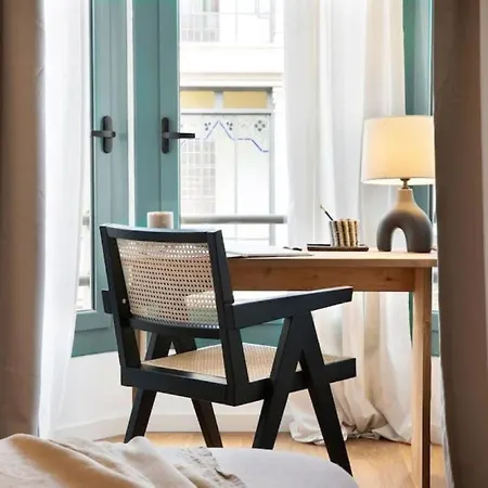 Bantu - 1 Bedroom And Balcony In Eixample Esquerra Apartamento